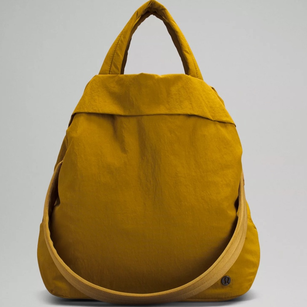 On my level lululemon bag